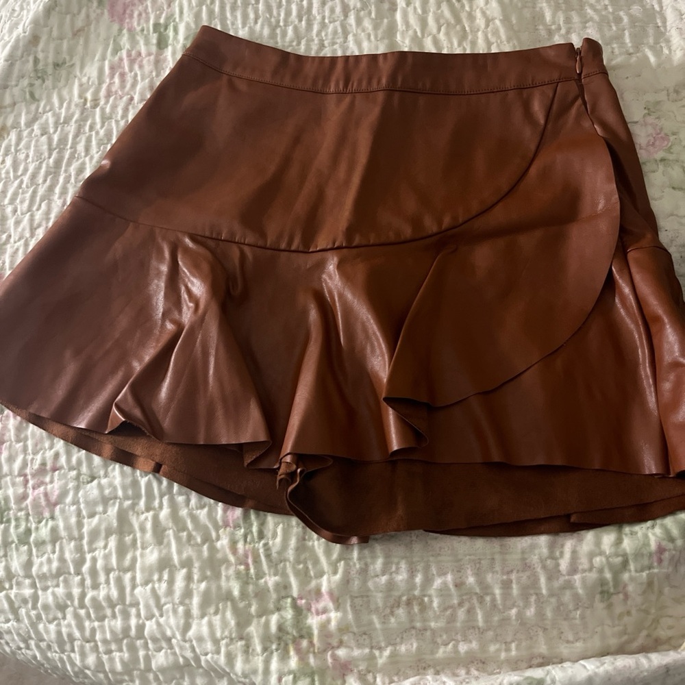 DO+BE Tan Faux Leather Skirt